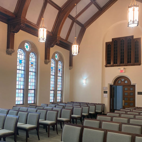 beautiful Chicago chapels for small weddings